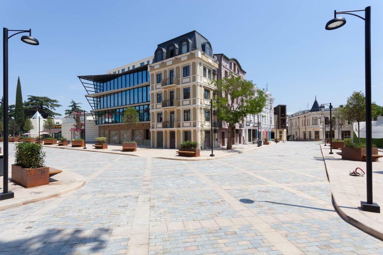 Modern Apartment In The Heart Of Old ティビリシ エクステリア 写真
